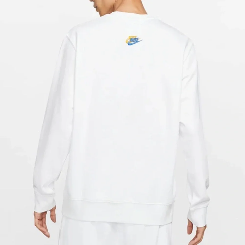 NWT Nike Contrasting Colors Logo Casual Sports Round Neck Embroidered Pullover - Picture 4 of 4